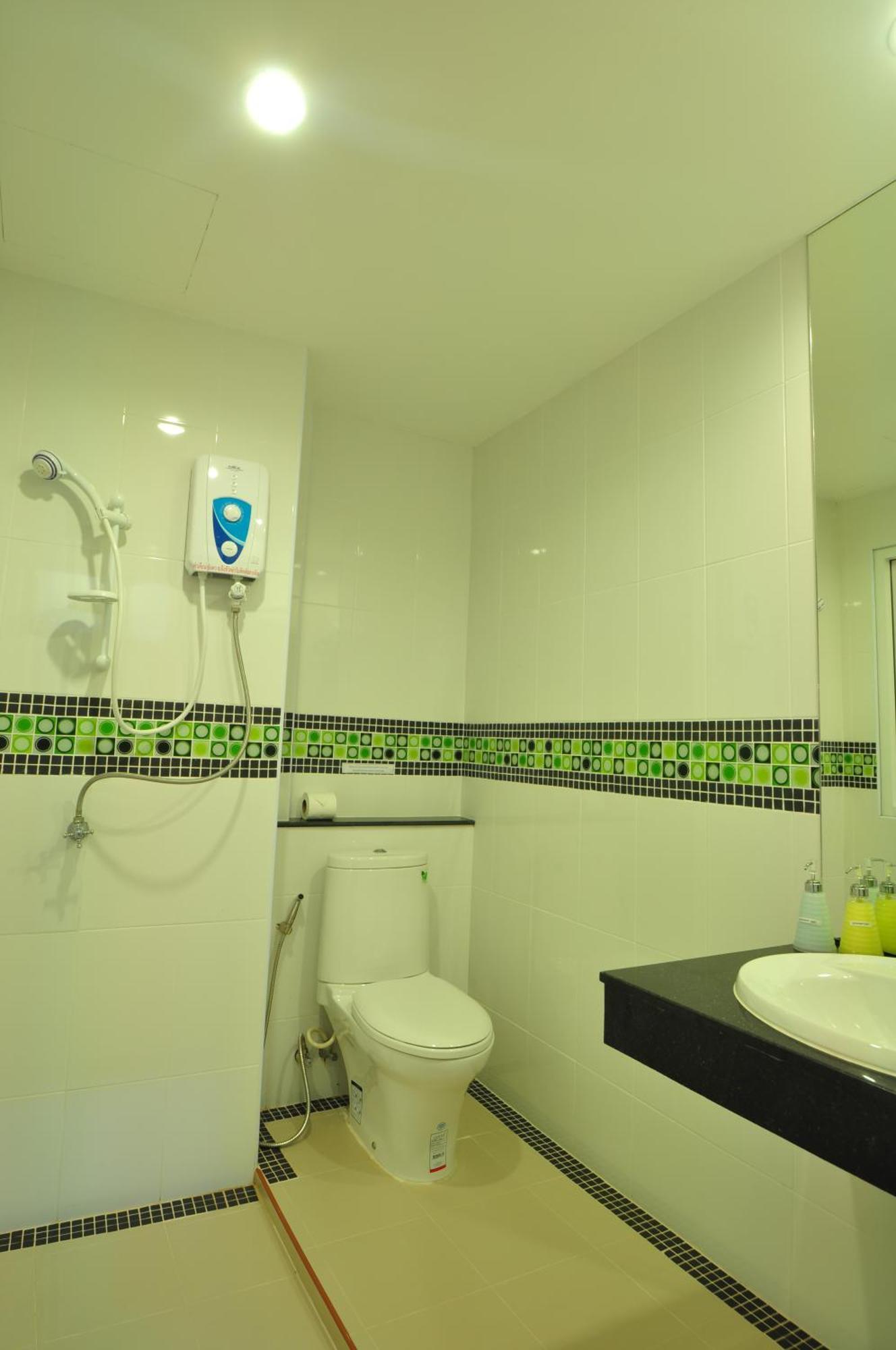 Green Harbor Hotel & Service Apartment Patong Zewnętrze zdjęcie