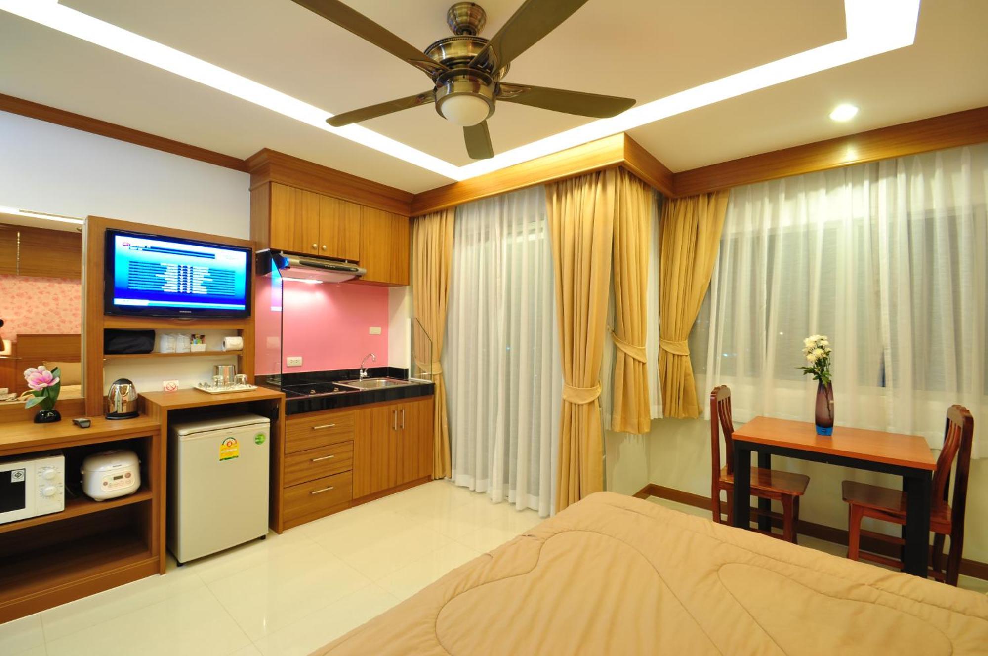 Green Harbor Hotel & Service Apartment Patong Zewnętrze zdjęcie