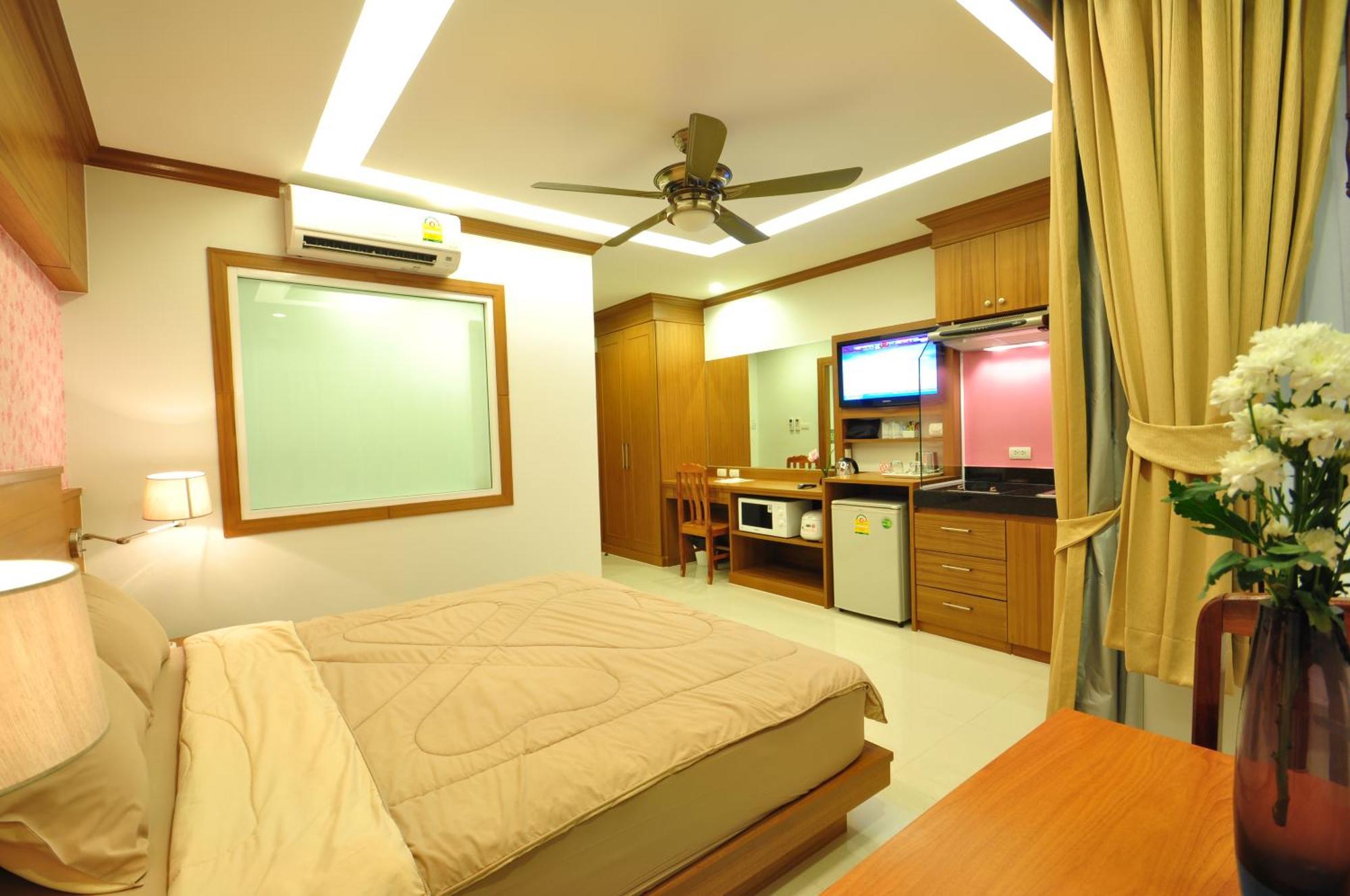 Green Harbor Hotel & Service Apartment Patong Zewnętrze zdjęcie