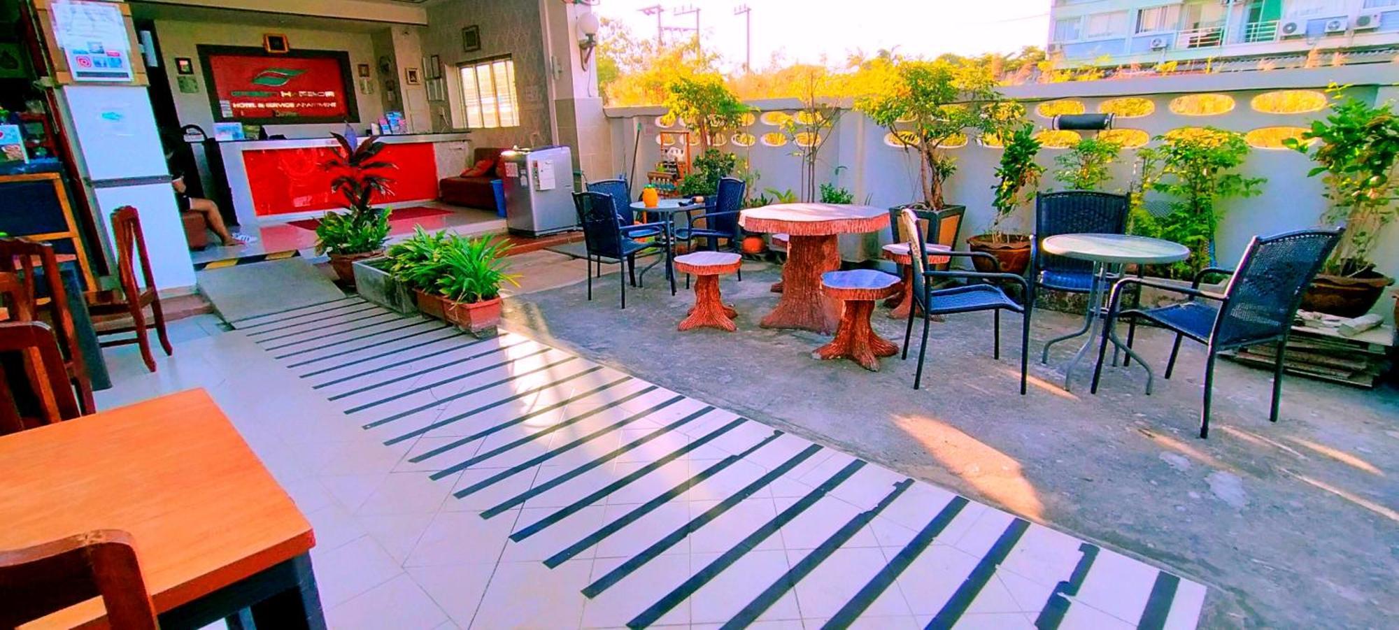 Green Harbor Hotel & Service Apartment Patong Zewnętrze zdjęcie